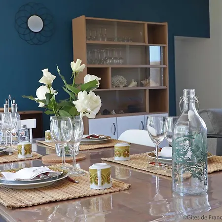 Charmante Maison Avec Jardin Et Wifi Inclus - Fr-1-497-133 Joue-du-Plain