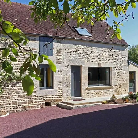 Casa de Férias Charmante Maison Avec Jardin Et Wifi Inclus - Fr-1-497-133 Joue-du-Plain