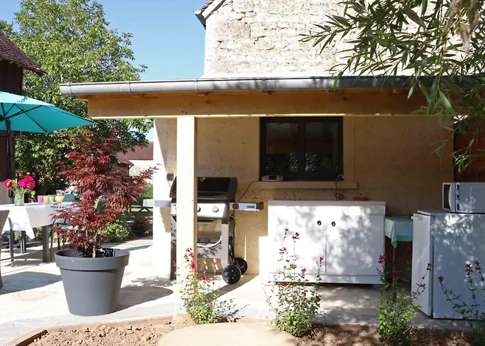 Dom wakacyjny Charmante Maison Avec Jardin Et Wifi Inclus - Fr-1-497-133 *